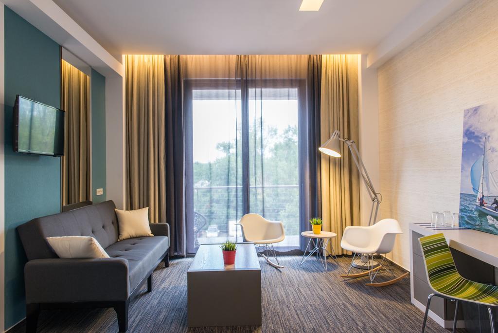 Suite without balcony