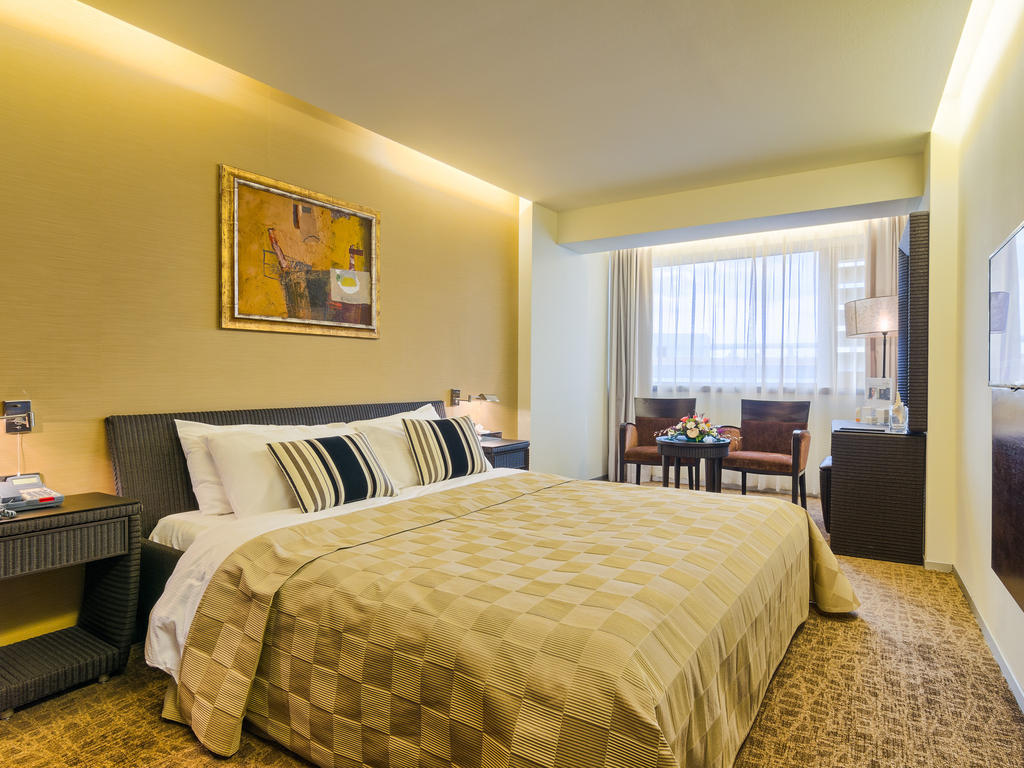 Senior Suite with Frontal Sea View