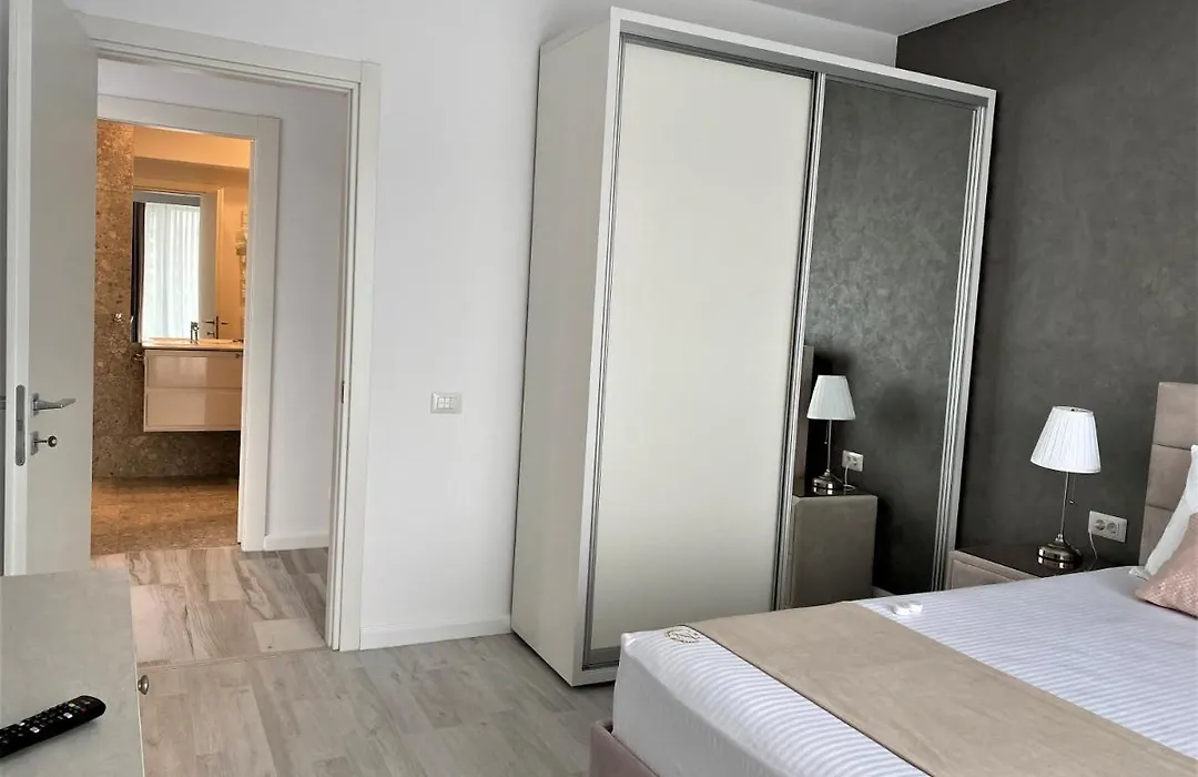 Zeita din Bel-Air, Mamaia Nord-1