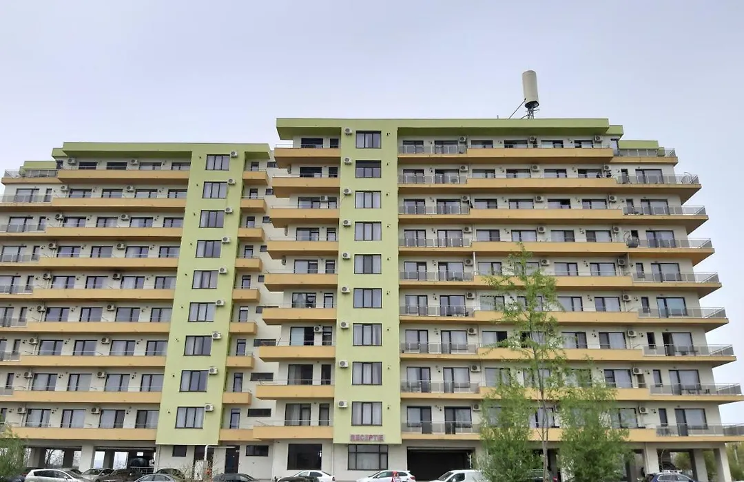 Mamaia Dorin Apartment-1