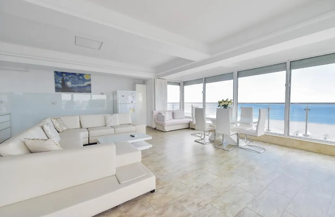 Sea View Penthouse Mamaia-1