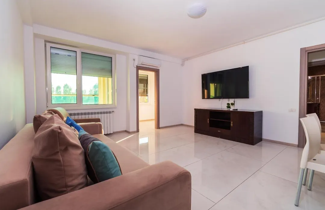 C&Y Marco Apartments-1