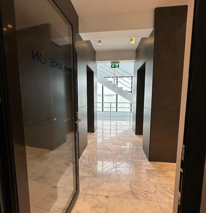 LAKE ON PREMIUM PARCARE Mamaia-1