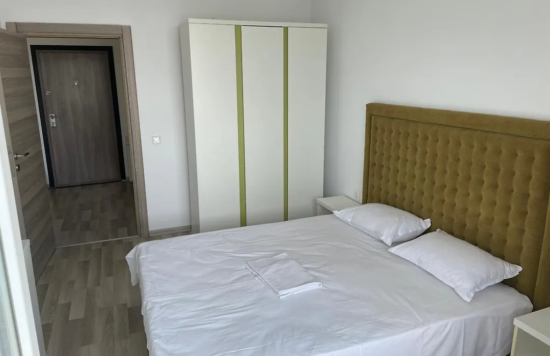 Apartament Summerland Crazy Beach Mamaia-1