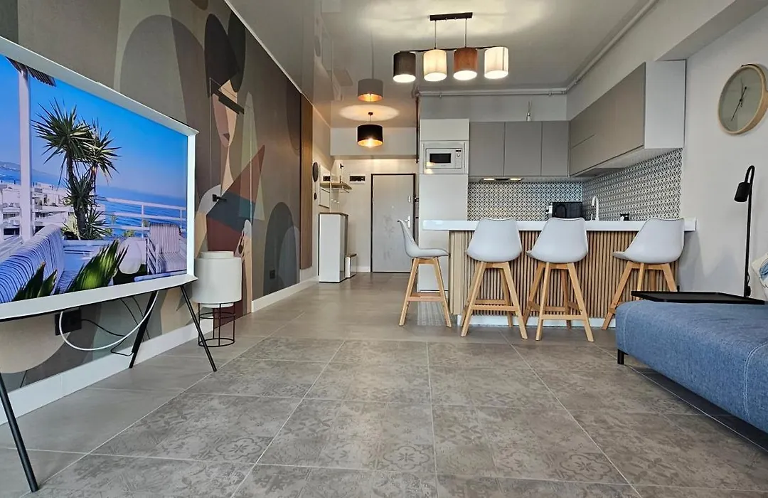 Sunset Lake Boutique Apartment-1