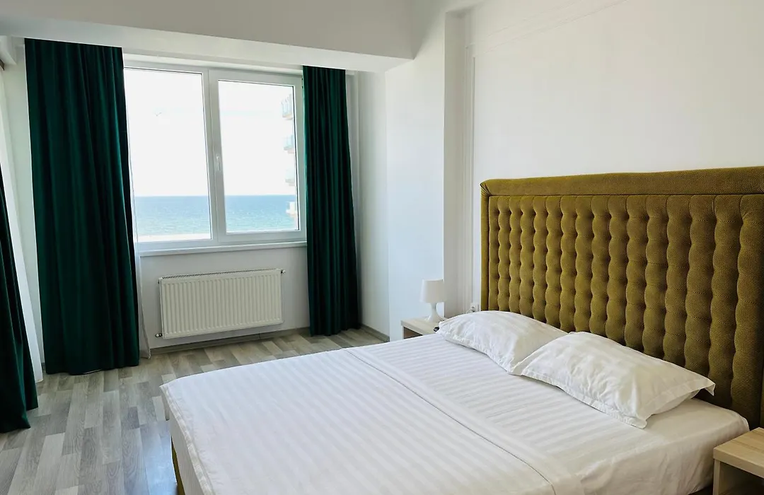 Summerland H2O Mamaia-1