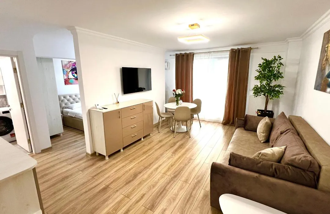Majestia Apartment Mamaia-1