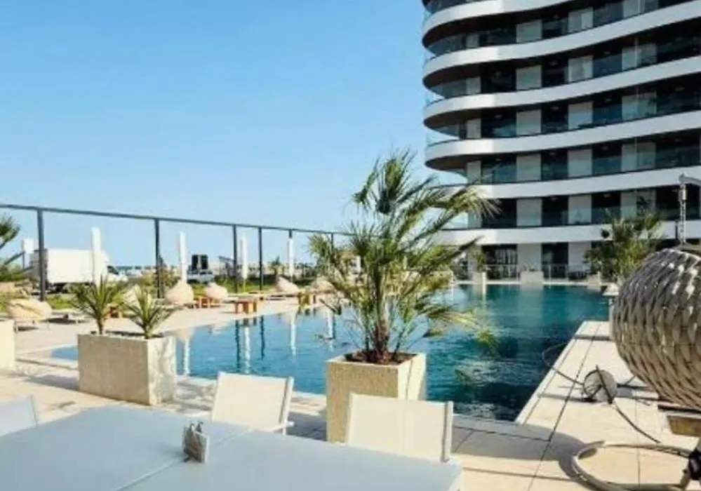 Mamaia Luxury Studio Apartment V-1