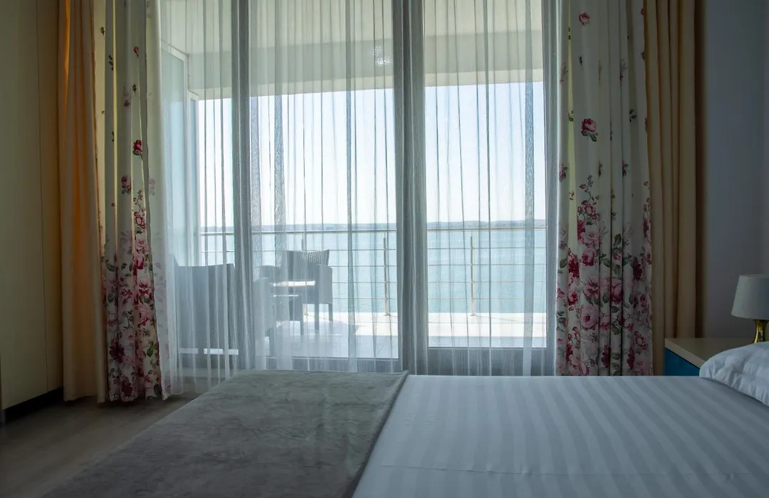 Lamera Residence Mamaia - Apartamente cu 1-2-3 camere cu acces si vedere la lac-1