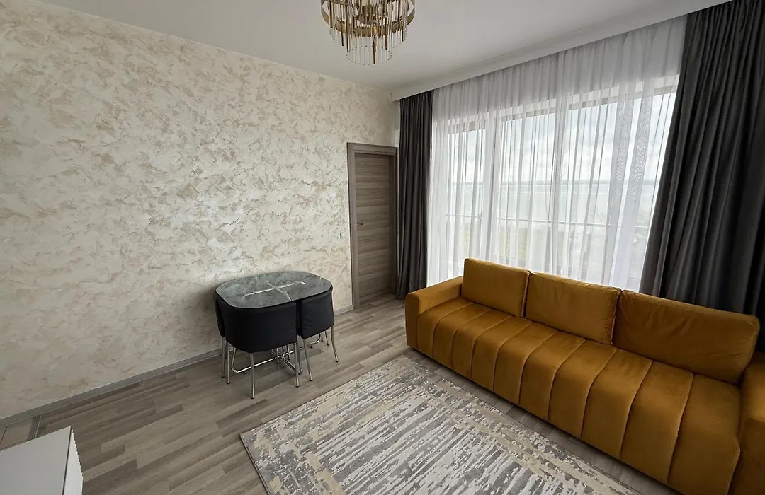 Summerland Sea View Apartment-1