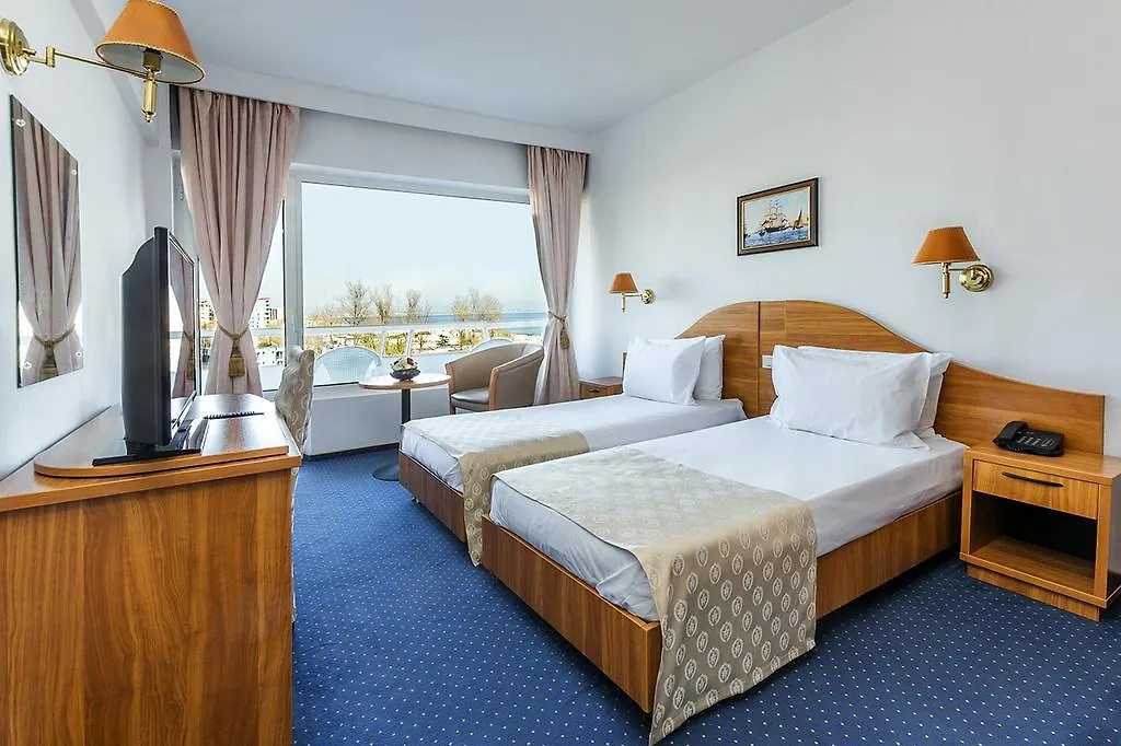 Savoy Hotel-1