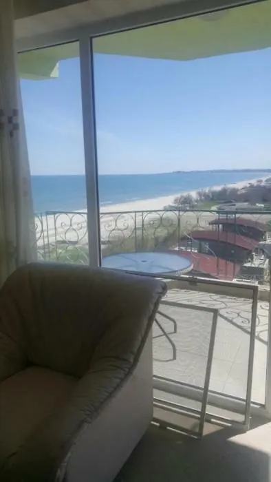 Apartament Safir Mamaia-1