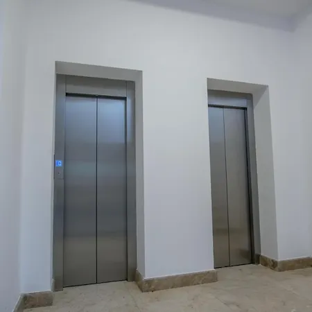 Mamaia 415 Apartments-3
