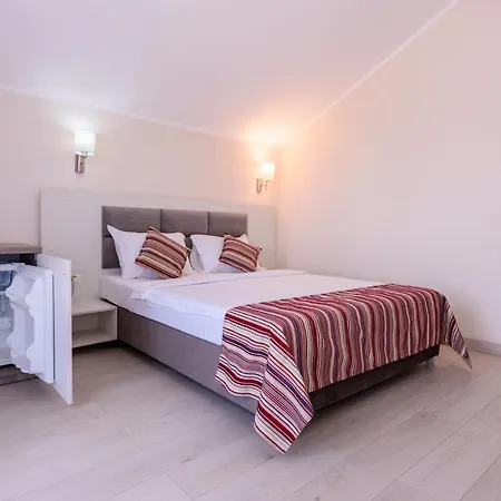 Vila Iulia-2