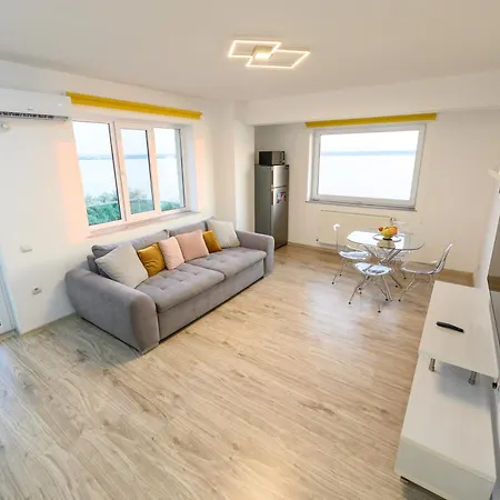 Sunset Lake Apartament Mamaia-3