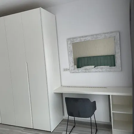 Avg By The Sea - Bel Air Apartments Mamaia Nord-2