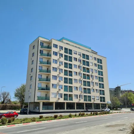 C&Y Marco Apartments-3