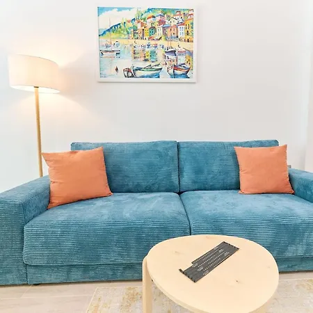 Blacksearama Apartment- Spa, Pools And Parking-2