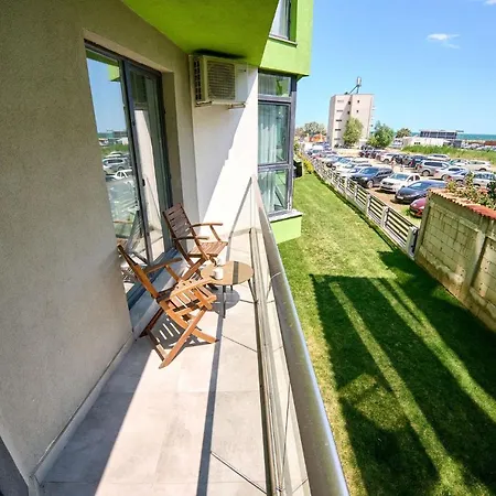 Fancy Apartment In Spa N Pool Beach Resort-2
