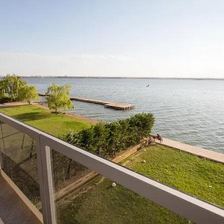 Blue Apartment By The Lake-3