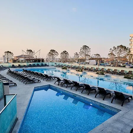 Tropical Apartament - Spa&Pool In Infinity Beach Resort-3