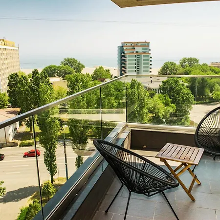 Diamond View Apartments-3
