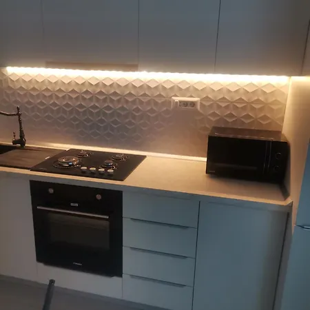 LAKE ON PREMIUM PARCARE Mamaia-2