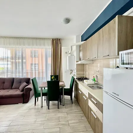 Catalina Summerland Apartaments Mamaia Nord-3