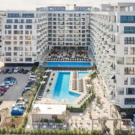Summer Residence Apartment In Infinity Beach Resort - Parking-3