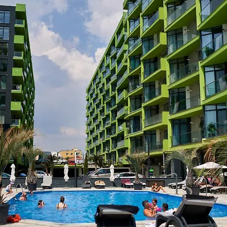 Evelyn'S Apartment Spa&Pool Beach Resort-2