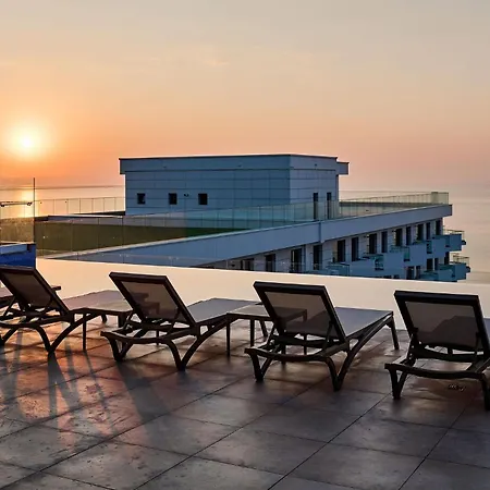Good Vibes Apartment In Inifinity Pool&Spa- Parking-3