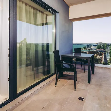 Miraj Apartments By The Lake-2