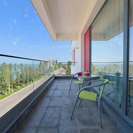 Tomis Garden Apartments Mamaia-2