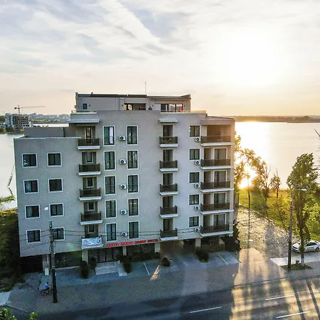 Solid Magic Apart Hotel-2