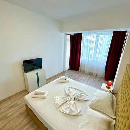 Summerland Seaview Premium Apartments-2