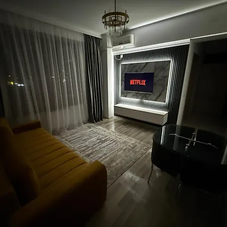 Summerland Sea View Apartment-3