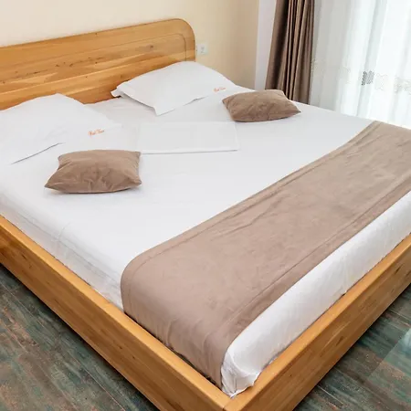 Hotel Victor-2