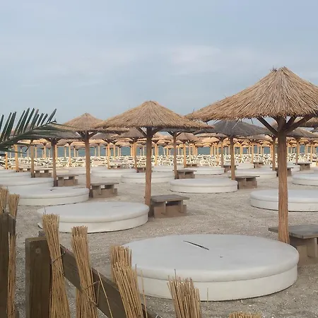 Deea Apartment Mamaia Nord-2