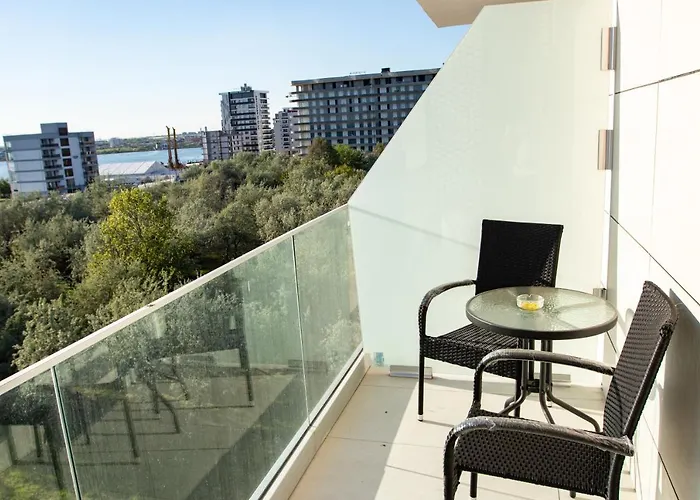 Mamaia Nord Bel Air 505 Zona Cluburi