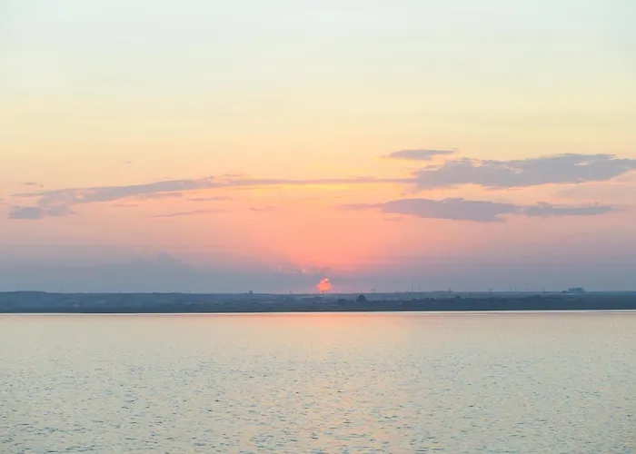 Sunset Lake Apartament Mamaia