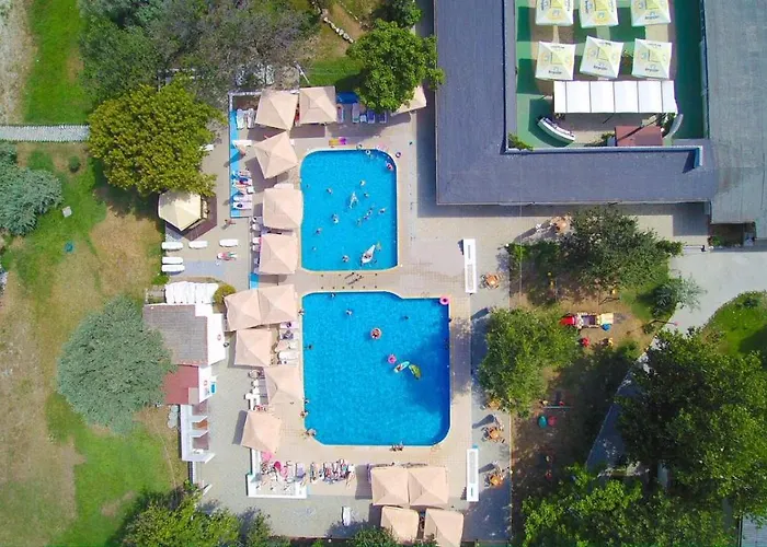 Complex Mediteranean