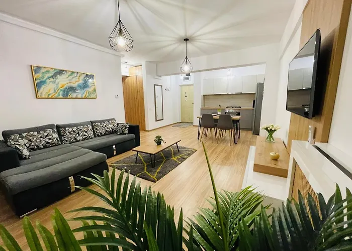 Royal Moonlight Apartment