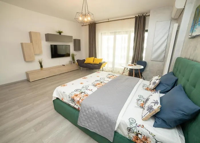 Studio 60 By The Beach Mamaia, Free Parking Casa Del Mar