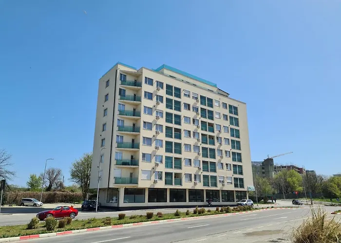 C&Y Marco Apartments