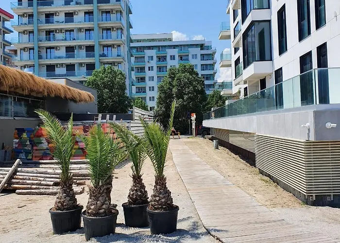 Summerland Apartament