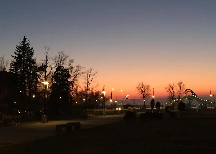 Mirage Sunset Mamaia