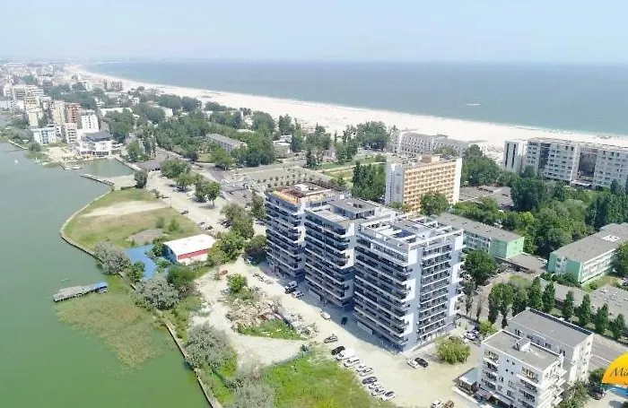 Mirage Sunset Mamaia