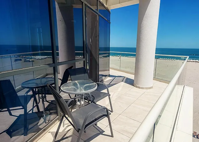 Riviera Residence Apartments