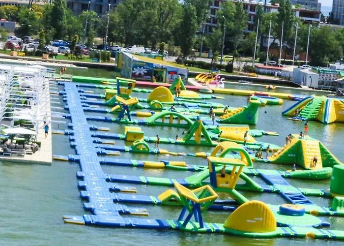 Aqua Lake On Luminița