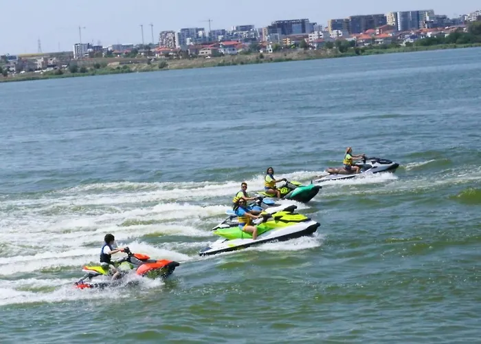 Aqua Lake On Luminița